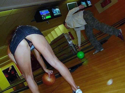 17-bowling-pussy-oops