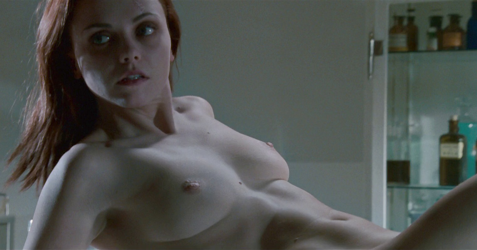 Sexy Christina Ricci - topless & naked! 